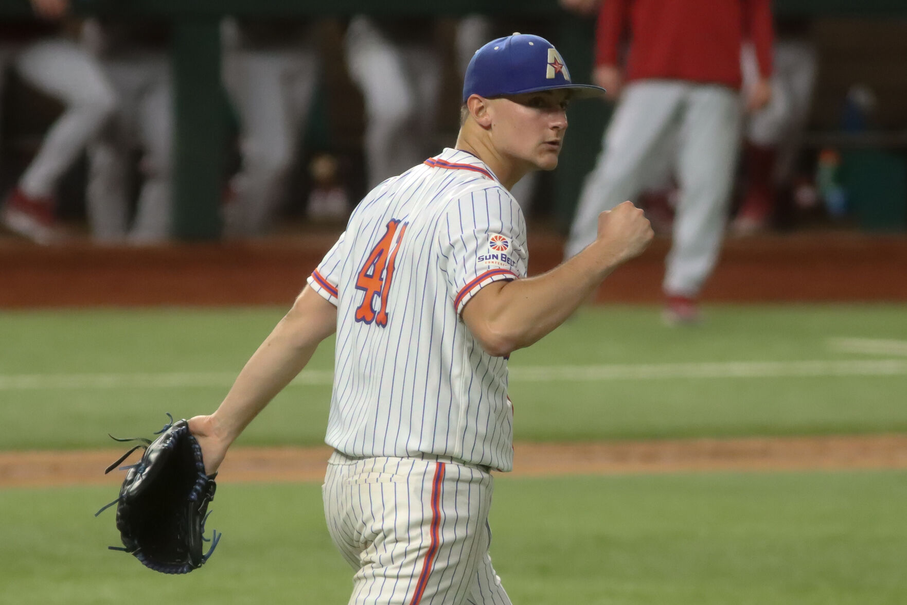 Photos: UTA baseball suffers 7-1 loss to University of Oklahoma